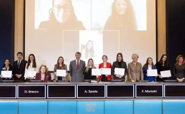 La Fondazione Mai presieduta da Diana Bracco premia 11 studentesse nelle discipline STEM