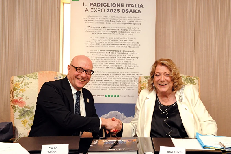 Bracco Gold Sponsor Italian Pavilion: Diana Bracco and Mario Vattani sign partnership